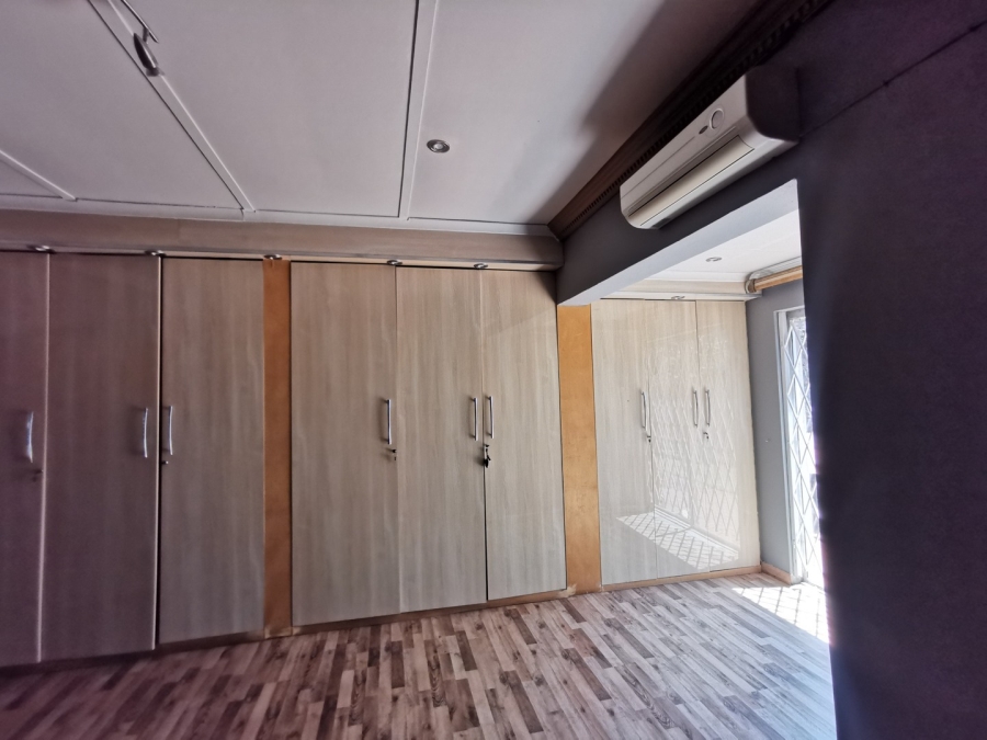 4 Bedroom Property for Sale in Baillie Park North West